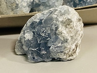 Ca. 44x celestien brokjes - afbeelding 3 van  7