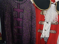 Ca. 44x diverse middeleeuwse/ ridderkleding - afbeelding 9 van  10