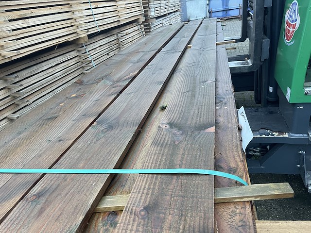 Ca. 44x douglas planken fijnbezaagd, 22x200mm, lengte 400cm - afbeelding 1 van  3