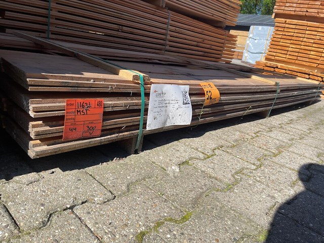 Ca. 44x douglas zweeds rabat, 21x190mm, lengte 300cm - afbeelding 2 van  3