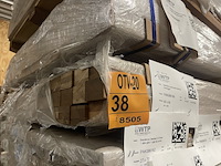 Ca. 44x guyana teak regels geschaafd gevingerlast, 40x60mm, lengte 300cm - afbeelding 4 van  4