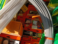 Ca. 45-50 afrasteringpalen en afrasteringsmateriaal, gallagher en pulsara - afbeelding 14 van  16