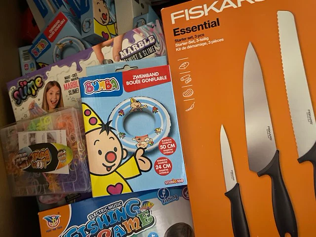 Ca. 452x speelgoed en handelsgoederen, lego. peppa pig, xshot - afbeelding 6 van  8