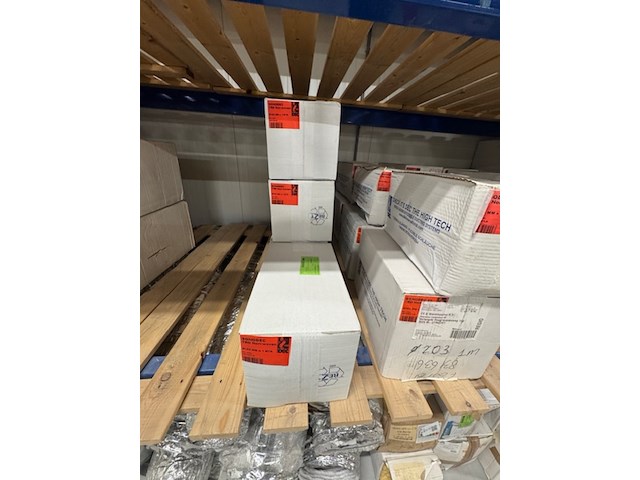 Ca. 45x demper, non woven - afbeelding 3 van  9