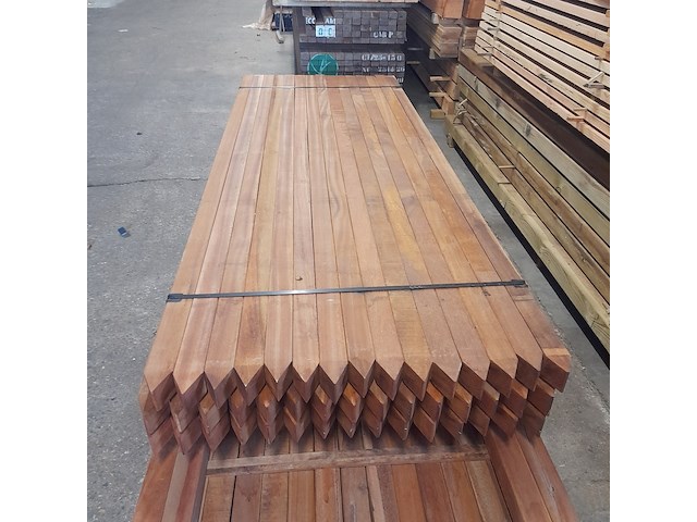 Ca. 45x hardhouten paal, 6,8 x 6,8 x 275 cm - afbeelding 2 van  7