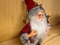 Ca. 45x kerstman beeldje - staand - afbeelding 2 van  2
