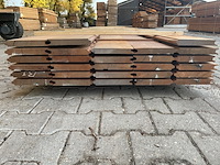 Ca. 45x massaranduba damwand-/ paardenbox profiel, 28x195mm, lengte 300cm - afbeelding 3 van  4