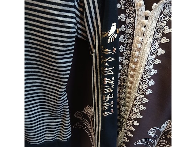 Ca. 45x oosterse outfits - afbeelding 3 van  14