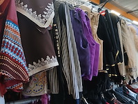 Ca. 45x oosterse outfits - afbeelding 1 van  14