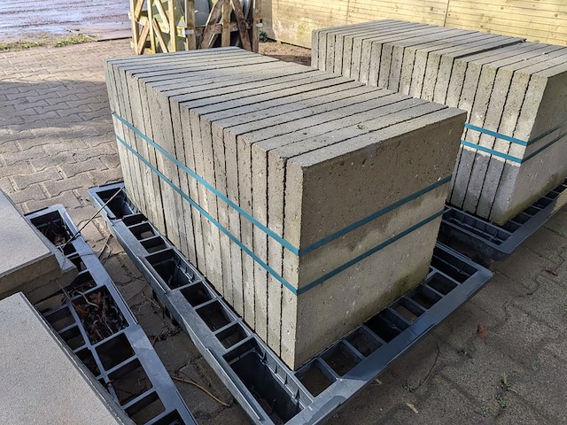 Ca. 46x betontegel - afbeelding 3 van  5