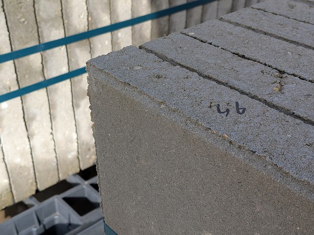 Ca. 46x betontegel - afbeelding 5 van  5