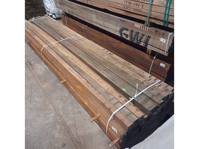 Ca. 46x hardhouten paal, 7 x 7 x 400 cm - afbeelding 1 van  7