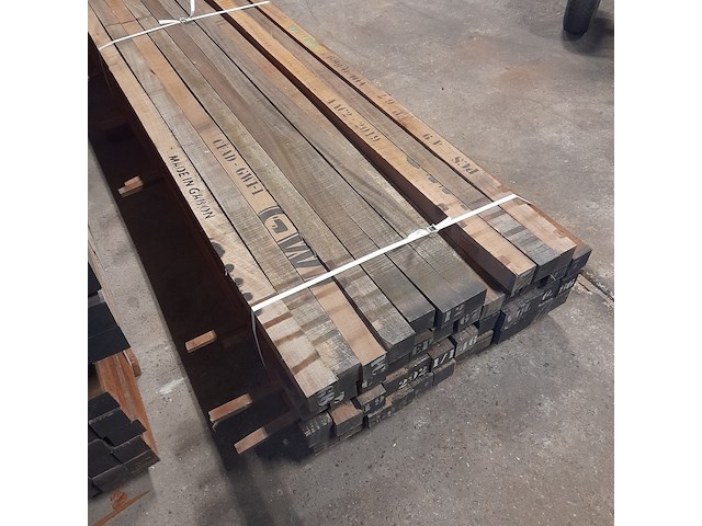 Ca. 46x hardhouten paal, 7 x 7 x 400 cm - afbeelding 6 van  7