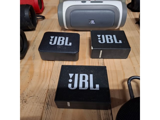 Ca. 46x jbl boxen - afbeelding 2 van  18