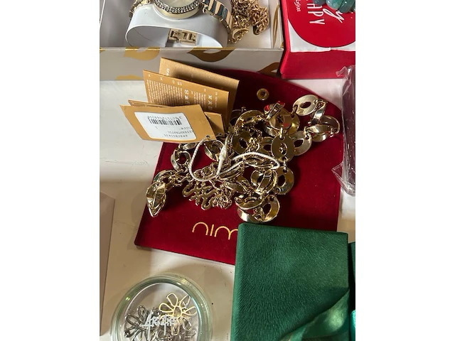 Ca. 46x sieraden, horloges en accessoires, w.o. byborn, cainté, inès rochinha, massimo dutti, heideman en bskind. - afbeelding 5 van  16