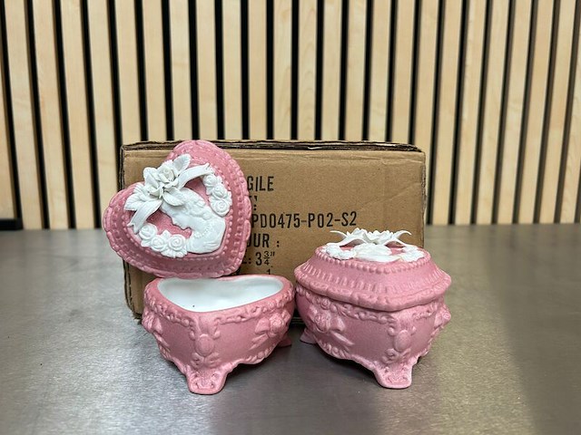 Ca. 46x stenen sieradendoosje hart, roze - afbeelding 1 van  4