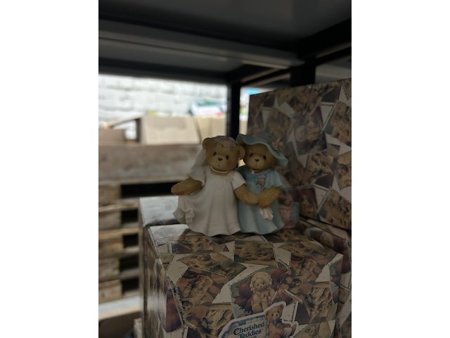 Ca. 46x verzamelartikelen w.o. knuffels cherished teddies - afbeelding 2 van  4