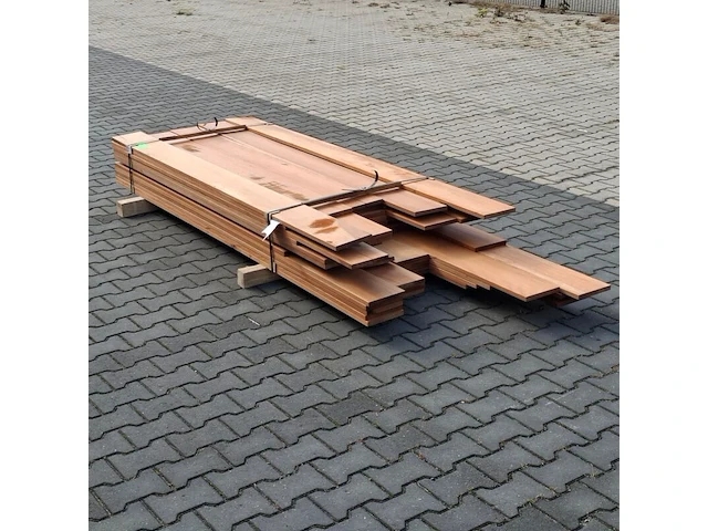 Ca. 46x vlonder/gevel plank, tropisch hardhout | 21x185 mm - afbeelding 2 van  5