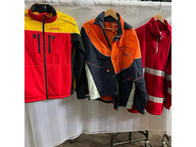 Ca. 47x beroepen, post, supermarkt en rode kruis - afbeelding 3 van  3
