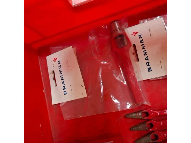 Ca. 47x diverse holpijpen o.a. brammers - afbeelding 10 van  10