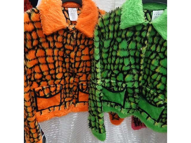 Ca. 47x feestkleding carnaval neon pluche - afbeelding 6 van  6