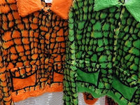 Ca. 47x feestkleding carnaval neon pluche - afbeelding 6 van  6