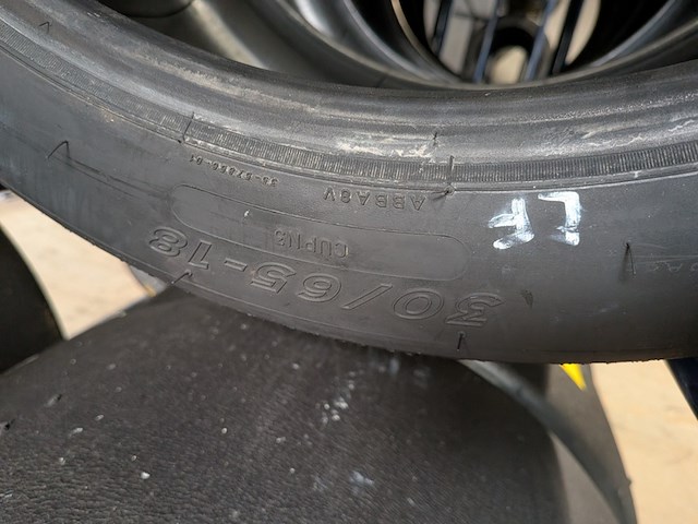 Ca. 47x raceband slicks t.b.v. porsche 992, michelin, hankook - afbeelding 7 van  43