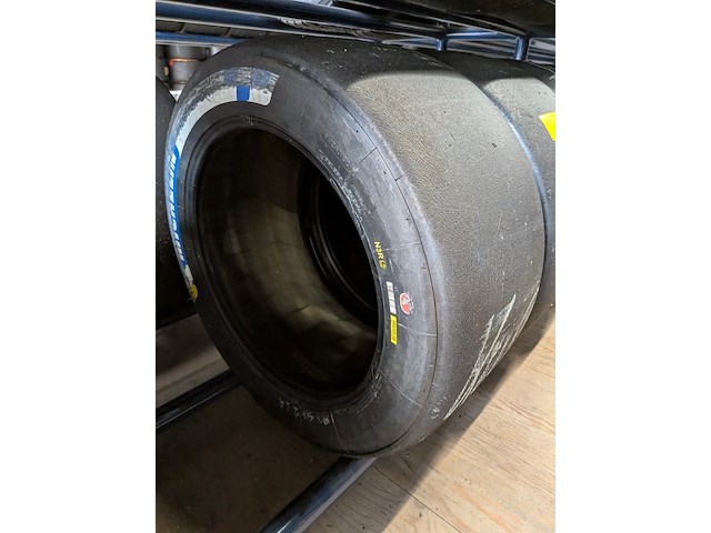 Ca. 47x raceband slicks t.b.v. porsche 992, michelin, hankook - afbeelding 42 van  43