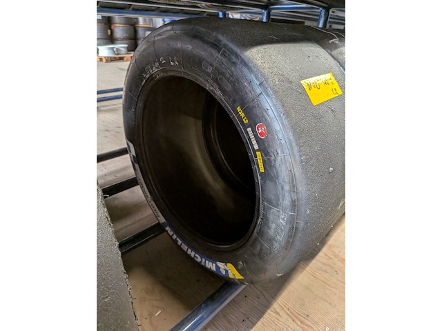 Ca. 47x raceband slicks t.b.v. porsche 992, michelin, hankook - afbeelding 43 van  43