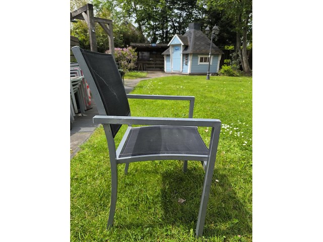 Ca. 47x terrasstoel met 5x tafel en 2x parasolvoet - afbeelding 3 van  15