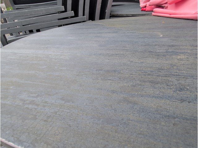 Ca. 47x terrasstoel met 5x tafel en 2x parasolvoet - afbeelding 11 van  15