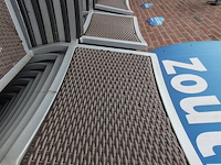 Ca. 47x terrasstoel met 5x tafel en 2x parasolvoet - afbeelding 13 van  15