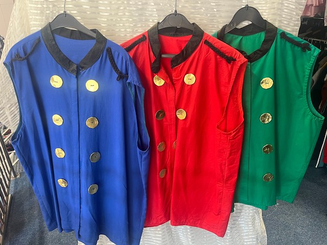 Ca. 47x vrouw, gilets en bodywarmers - afbeelding 4 van  4