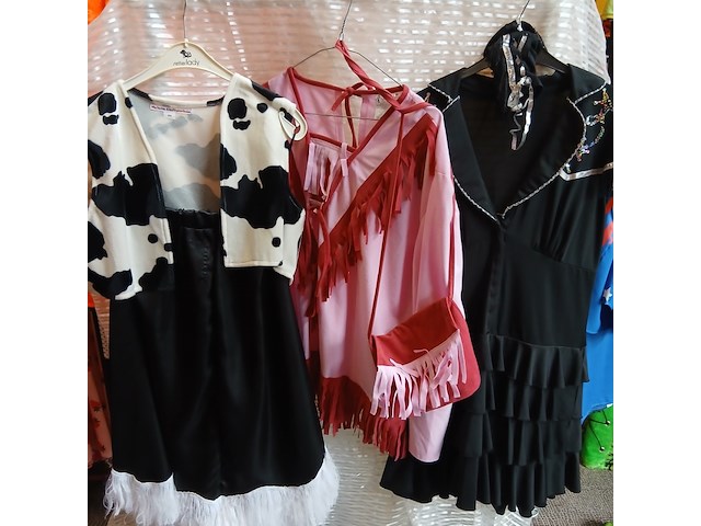 Ca. 48x cowboy en indianen feestkleding - afbeelding 3 van  6