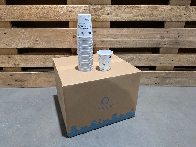 Ca. 48x doos met herbruikbare koffiebekers, circulware, cc250, 2025 - afbeelding 1 van  7