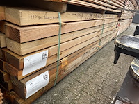 Ca. 48x douglas balken fijnbezaagd , 75x150mm, lengte 300cm - afbeelding 2 van  3