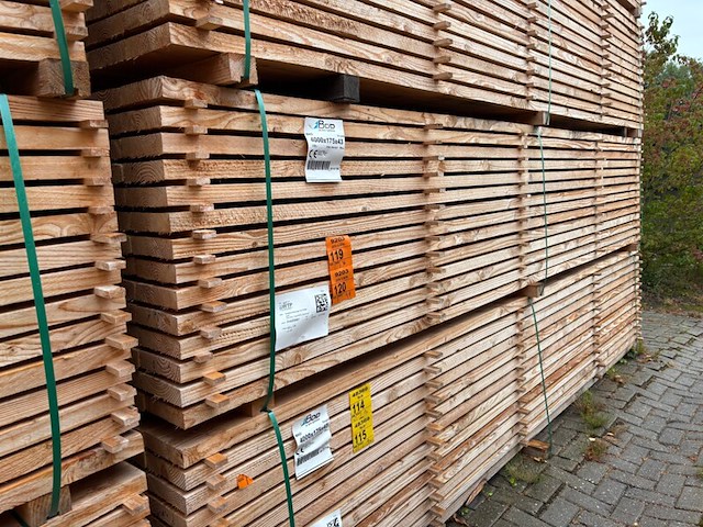 Ca. 48x douglas planken fijnbezaagd, 43x175mm, lengte 400cm - afbeelding 4 van  4