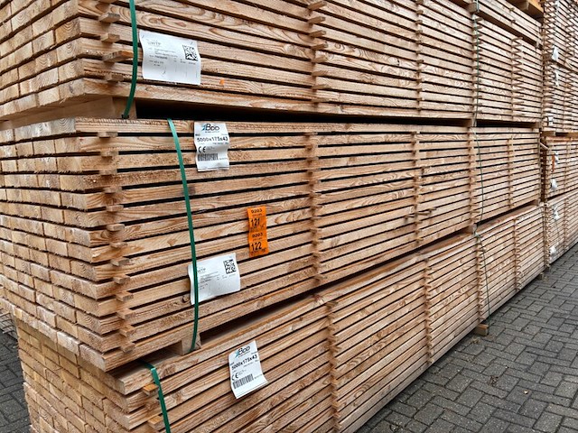 Ca. 48x douglas planken fijnbezaagd, 43x175mm, lengte 500cm - afbeelding 4 van  4