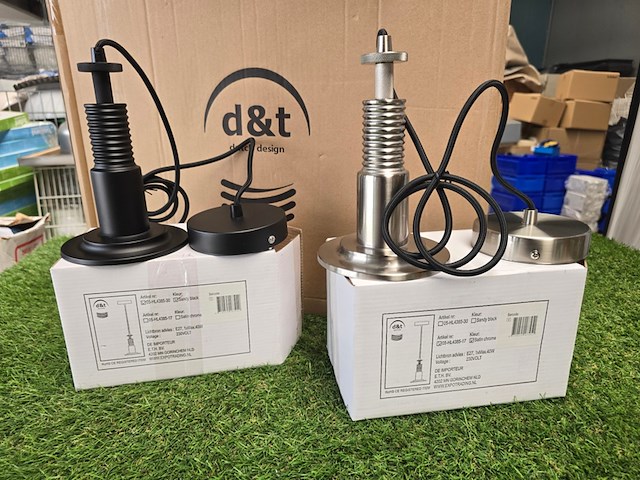 Ca. 48x dutch design hanglamp 24x zwart en 24x chrome d&t - afbeelding 4 van  12