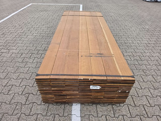 Ca. 48x guyana ipé planken geschaafd, 21x140mm, lengte 23/425cm, 16/485cm, 9/545cm - afbeelding 1 van  4