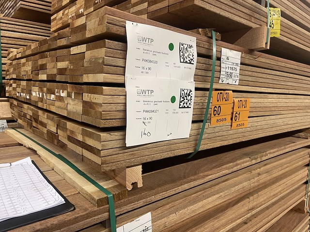 Ca. 48x guyana teak planken geschaafd, 16x90mm, lengte 300cm - afbeelding 4 van  4