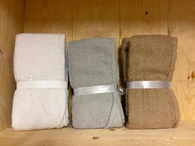 Ca. 48x kinderponchos, badstof - afbeelding 2 van  2