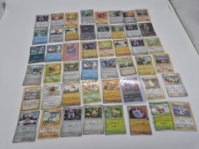 Ca. 48x pokémon kaarten: mix partij zeldzame, vintage, (reverse) holo's en overige - afbeelding 1 van  11