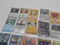 Ca. 48x pokémon kaarten: mix partij zeldzame, vintage, (reverse) holo's en overige - afbeelding 9 van  11