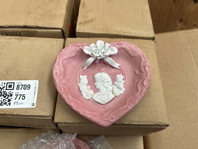 Ca. 48x schaal roze - afbeelding 2 van  4
