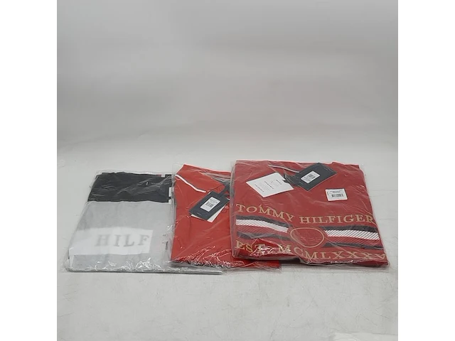 Ca. 48x t-shirt, tommy hilfiger - afbeelding 25 van  36