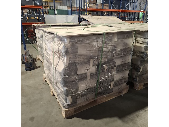 Ca. 48x zak egaline á 25 kg., mn - afbeelding 1 van  3