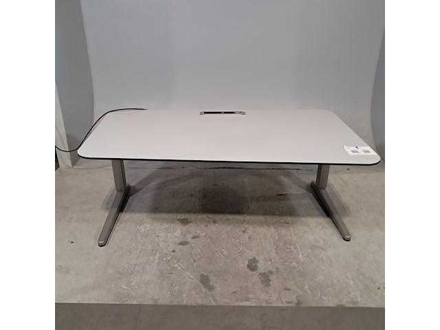 Ca. 49x bureau, o.a. ahrend - afbeelding 7 van  10