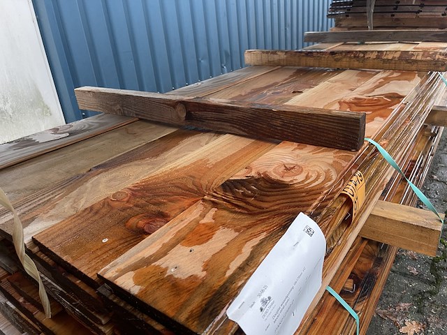 Ca. 49x douglas wisselsponning, 18x190mm, lengte 300cm - afbeelding 1 van  3