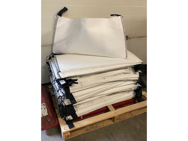 Ca. 49x kleine big bags of filterzakken - afbeelding 1 van  5